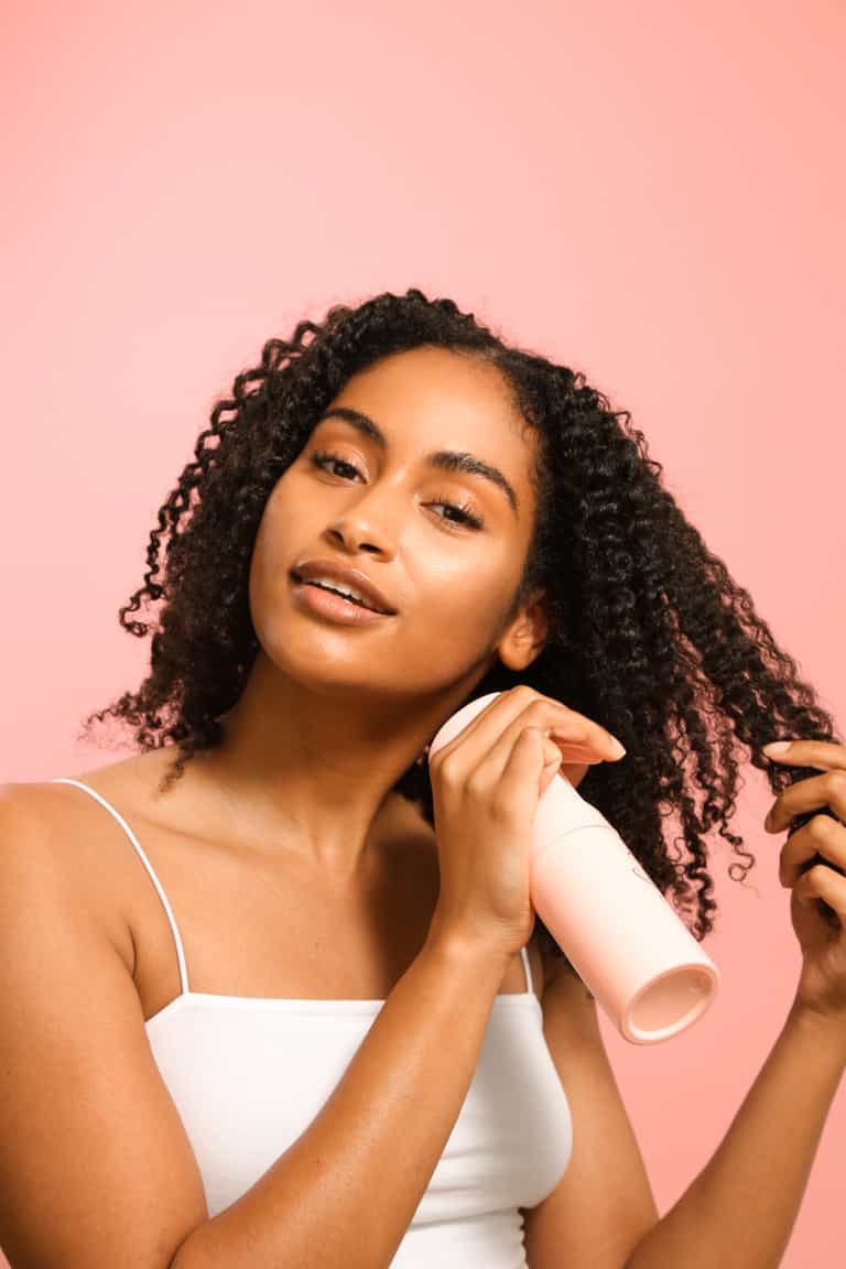 How To Refresh Curly Hair: Quick And Easy Next Day Curls
